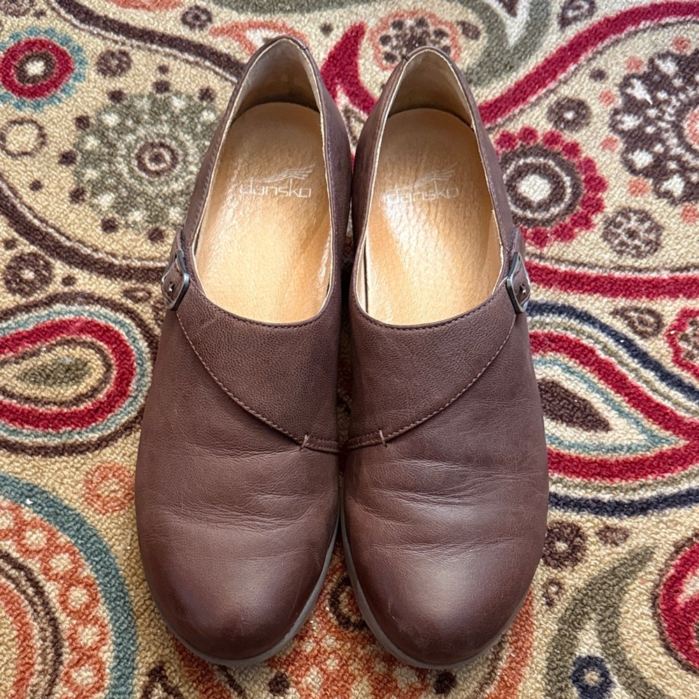 Dansko Marisa Burnished Nubuck in Brown